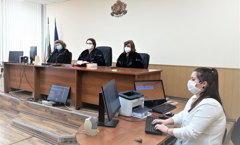 Плодивският съд остави в ареста собственик на дискотека, пласирал дрога