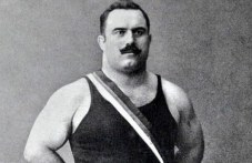 na-dneshniia-den-razhda-se-nikola-736.jpg