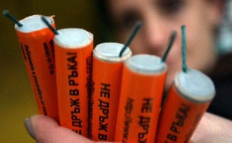 Полицията тръгва и по магазините за пиротехника