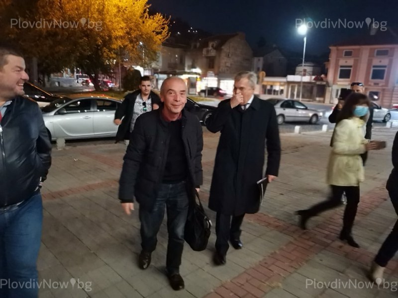 Доц. Мангъров: Прекарал съм COVID безсимптомно, няма да се ваксинирам