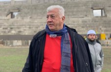 zdravko-dimitrov-inspektira-stadion-240.jpg
