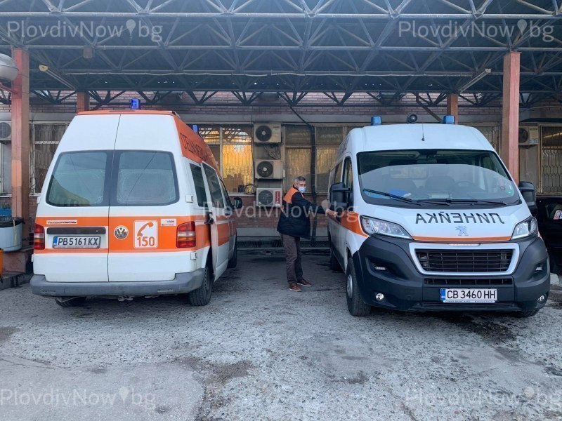 Пациентите с COVID-19 в болниците в Пловдивско намаляха наполовина