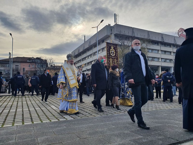 Цвета Караянчева в Пловдив навръх Богоявление
