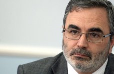 Доц. Кунчев: Масовата ваксинация у нас се очаква през април, разчитаме на Астра Зенека dots-kunchev-masovata-vaksinatsiia-u-030.jpg