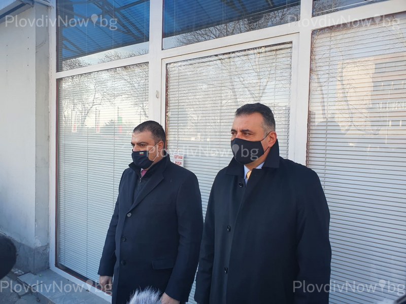 Мащабна схема за търговия с фалшификати и пране на пари в Пловдив, 10 души са задържани