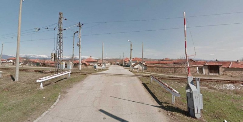 Авариен ремонт край жп прелез в Хисарско, ограничават движението