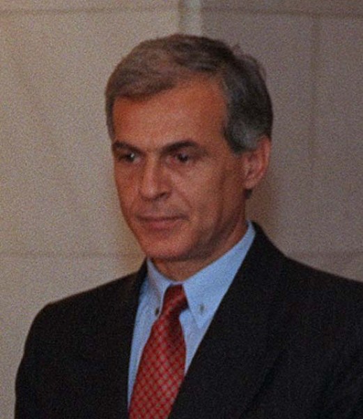 Почина заради коронавирус Георги Ананиев -  бивш министър на отбраната