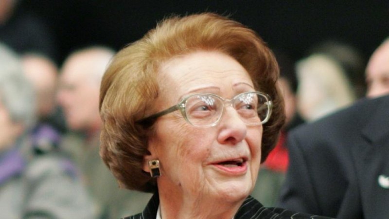 Да уважим паметта на поетесата Леда Милева, родена и починала на 5 февруари