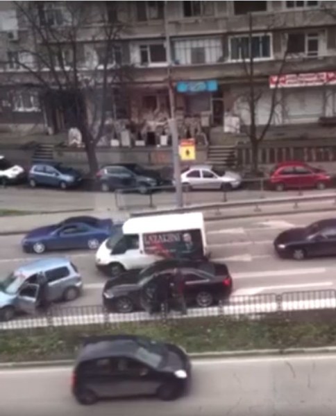 Зрелищният бой между шофьори в Пловдив стигна до Прокуратурата