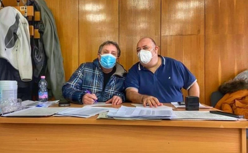 Известни артисти от столични театри се ваксинираха срещу COVID-19