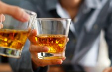 izsledvane-konsumatsiiata-tvard-alkohol-325.jpg