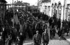 2-mart-1941-parvite-germanski-voinitsi-653.jpg
