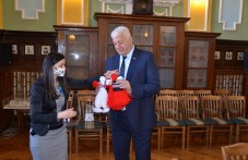 hora-uvrezhdaniia-parvi-zaradvaha-ziko-933.jpg