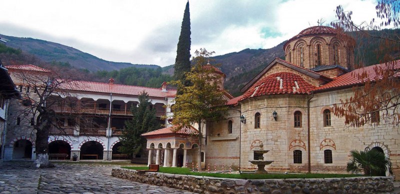 Ремонтират Бачковския манастир с 4 млн. лева