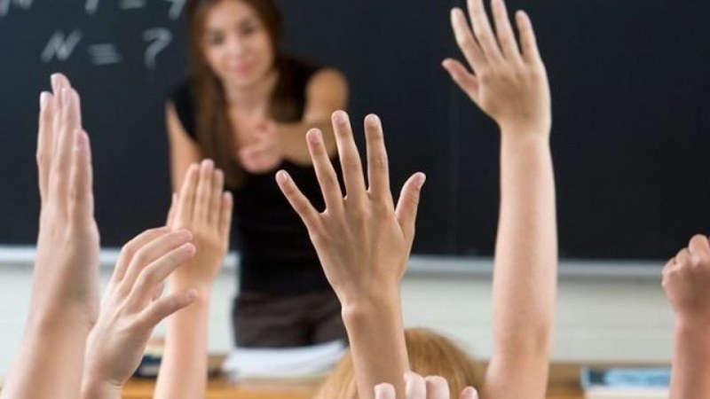 Бюро “Родопи“ обяви места за учители, шофьори и работници