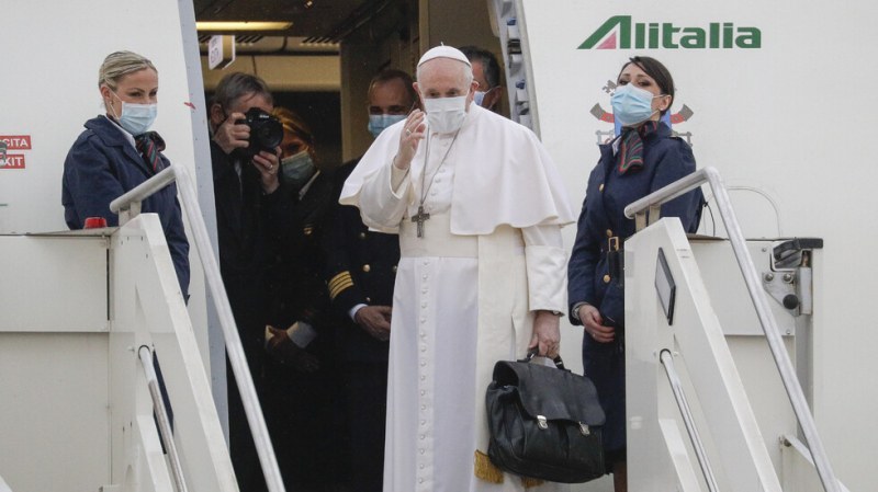 Папа Франциск отива на историческо посещение в Ирак