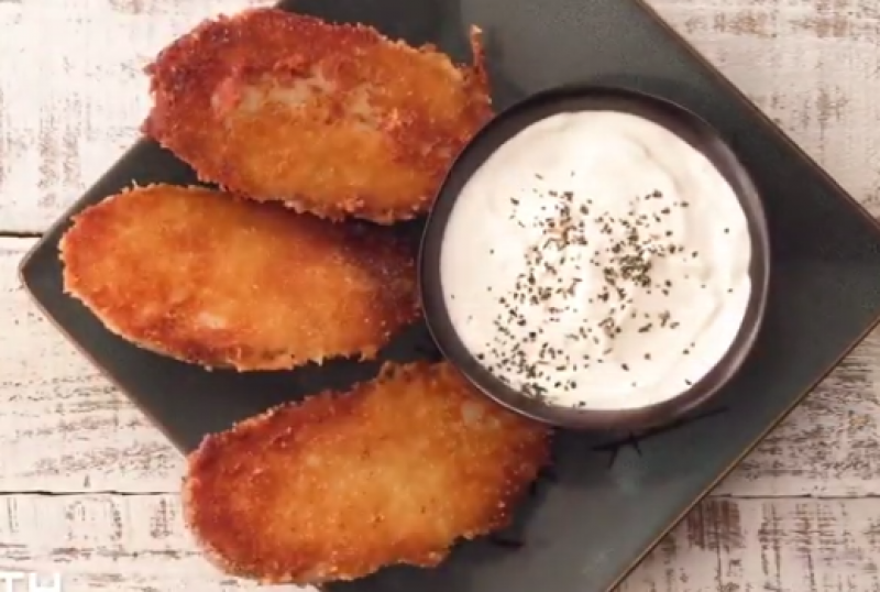 Вкусни картофки с пармезан и масло за семейството и приятелите ни
