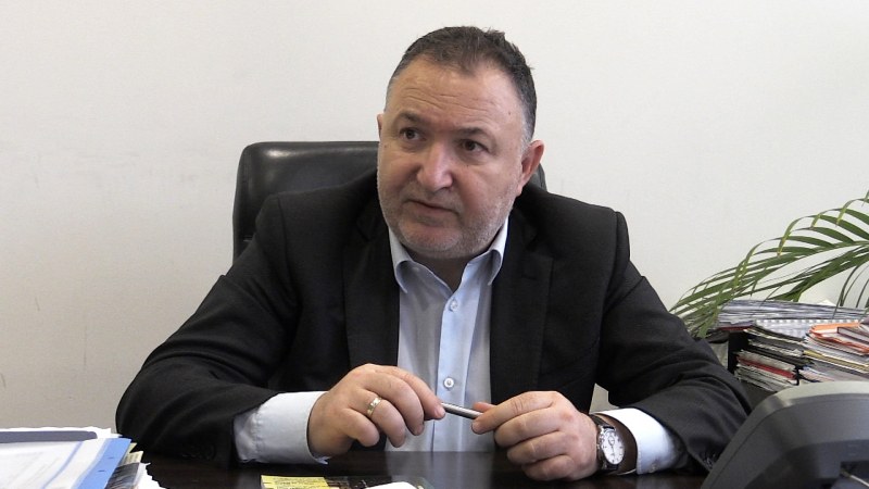 Кметът на Карлово д-р Кабаиванов: Ще затегнем мерките, като маските на открито са задължителни