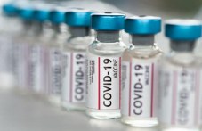 vaksinatsiiata-sreshtu-koronavirus-971.jpg