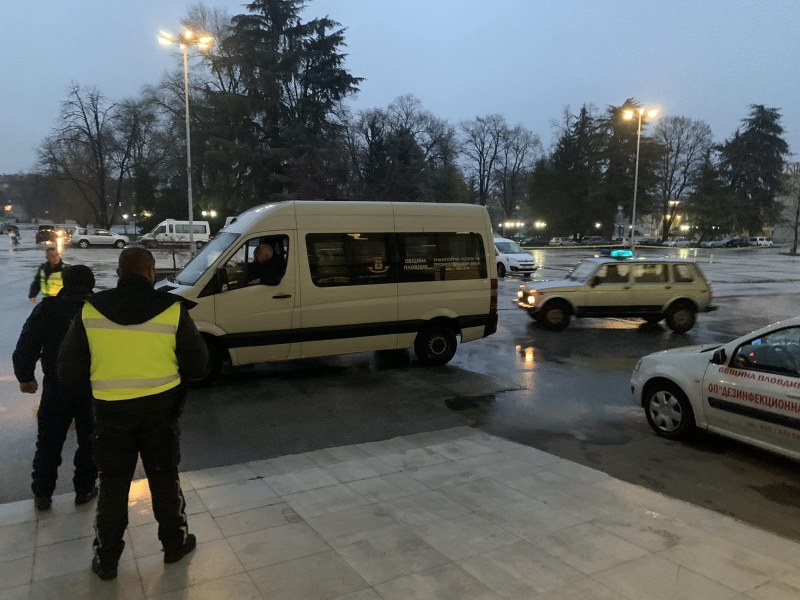 Първите чували с бюлетини пристигнаха  в 7-та палата на Международен панаир Пловдив