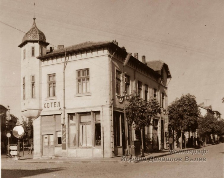 На този ден пред 73 години: Влиза в сила закон за отчуждаване на едрата  градска собственост - PlovdivNow.bg