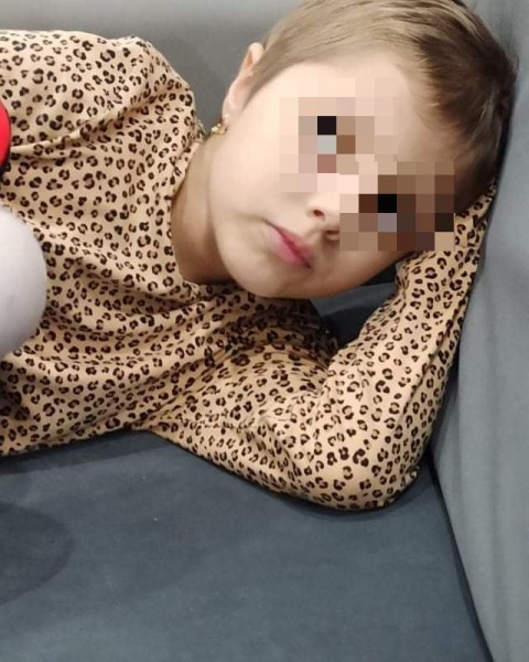 Отчаяна майка иска лечение в чужбина за болното си дете, бащата отказва и я заплашва