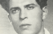poklon-pred-pametta-penyo-penev-poetat-735.gif