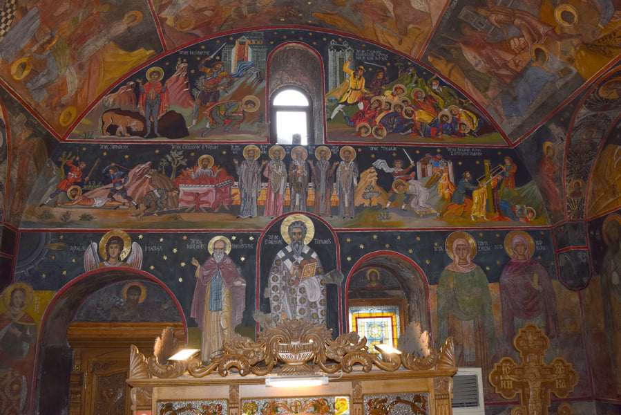 Нови стенописи в църквата на Бачковския манастир - Trafficnews.bg -  Trafficnews.bg