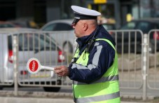 Акция: Само за ден полицията в Пловдив установи 1 106 нарушения на пътя aktsiia-samo-den-politsiiata-plovdiv-720.jpg