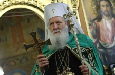 balgarskiiat-patriarh-neofit-izprati-586.jpg