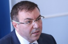 zdravniiat-ministar-situatsiiata-u-nas-190.jpg