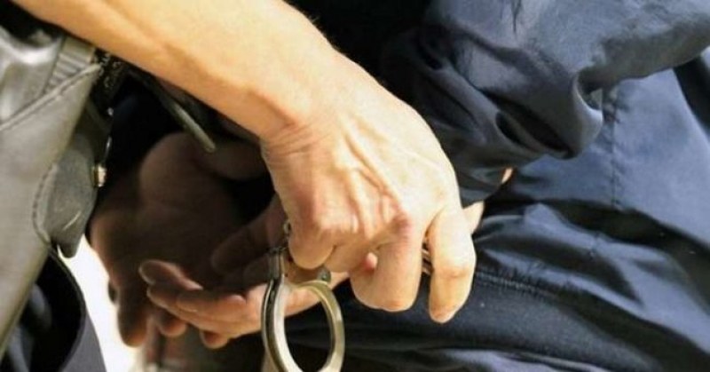 Карловци в ареста! Един задигна строителни материали, друг - велосипеди