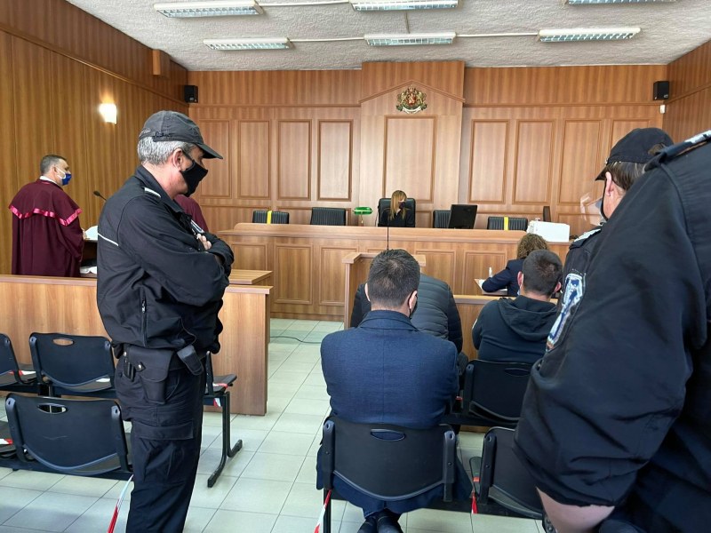 Прокуратурата иска постоянен арест за шеф на Трето районно управление Самуил Хаджиев