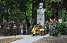 plovdiv-se-gotvi-da-praznuva-denia-109.jpg