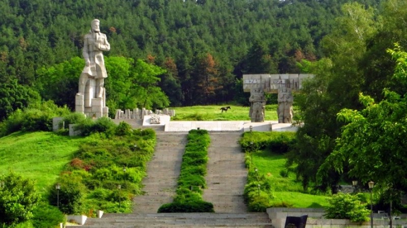 В памет на Ботев! Два дни възпоменателни в Калофер за 145 години от гибелта му