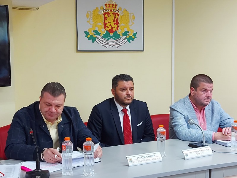 Декларация на Общински съвет „Родопи” осъди поведението на Лидия Гимишева