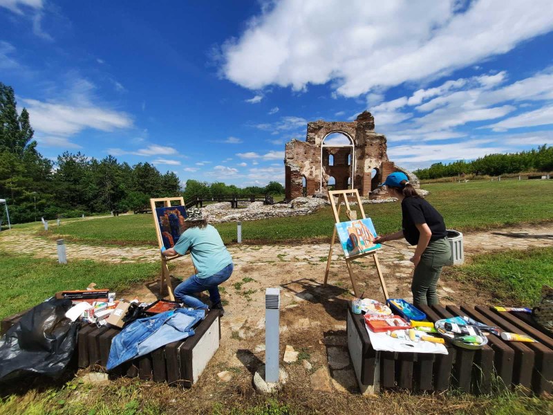 Художници рисуваха край Перущица, картините дарени на музея