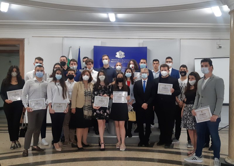 Учители и ученици програмисти от Пловдив и страната получиха отличия