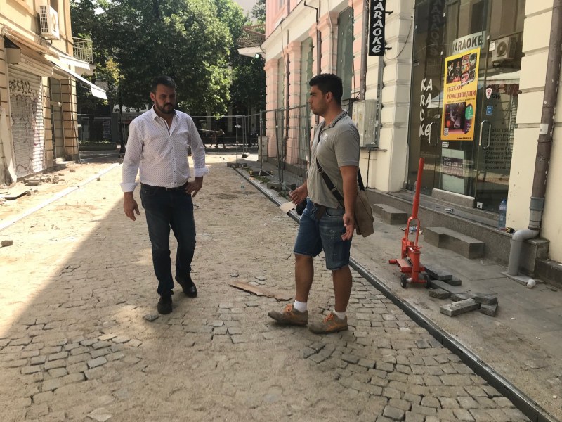 Улица в центъра на Пловдив става пешеходна след ремонт