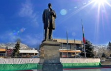 zapochva-kulminatsiiata-tarzhestvata-281.jpg