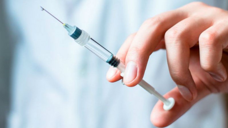 Започва прилагане на трета доза на Pfizer на възрастни в Израел