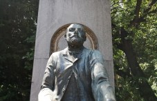 varna-se-bronzoviiat-venets-pametnika-272.jpg