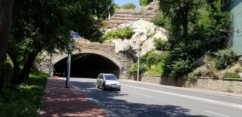 Затварят временно движението край Тунела заради спектакъл на Античния