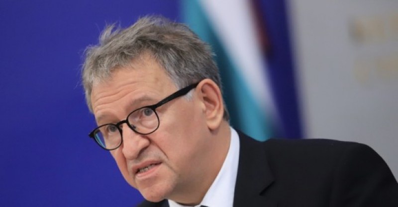 Здравният министър: До 10 дни влизаме в оранжевата зона