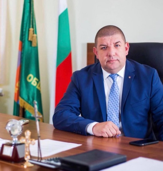 Кметът на Кричим отправи призив за спазване на обществения ред и етническа толерантност