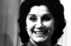 otide-si-aktrisata-violeta-bahchevanova-686.jpg