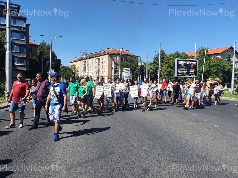 Ресторантьорите искат промени в заповедта на здравния министър