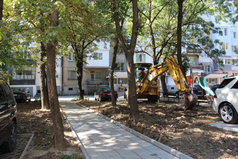 Скоро! Нови пейки, алеи и площадки между блокове на бул. “Ал. Стамболийски“