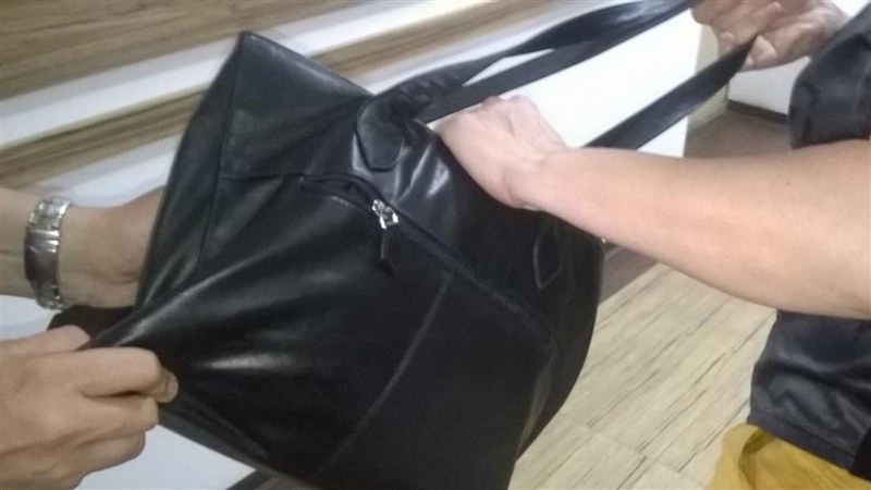Мъж нападна и ограби жена в Пловдив, граждани го гониха и хванаха