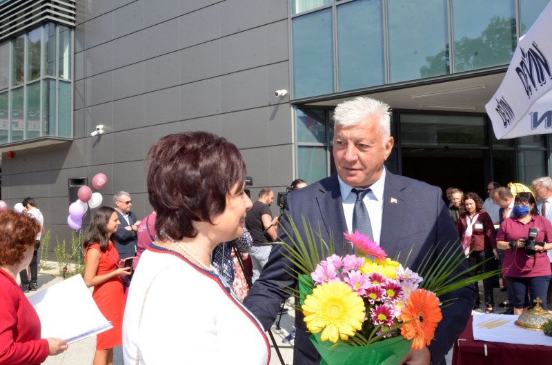 Откриха новия корпус на Медицинския университет в Пловдив